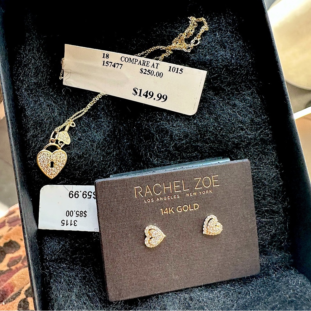 🤍✨NWT IN BOX: Gold Diamond Heart Jewelry Set- Earrings + Necklace - Valentines